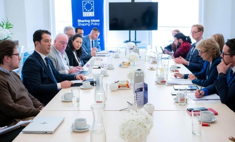 Sali në Dublin: 25 vjet pas Marrëveshjes së Ohrit, synimi është barazia reale dhe përfaqësimi i drejtë 3 sali ne dublin 25 vjet pas marreveshjes se ohrit synimi eshte barazia reale dhe perfaqesimi i drejte 6ae4a4a170fb7