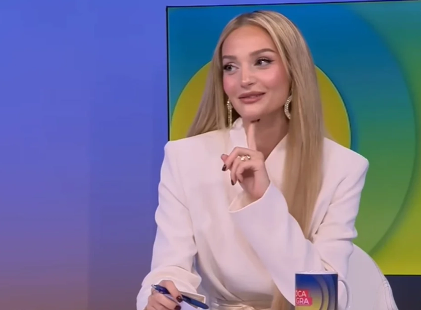 Selin Bollati: Arbër Hajdari dhe Monika Kryemadhi opinionistë në “Big Brother VIP 6”? 2 selin bollati arber hajdari dhe monika kryemadhi opinioniste ne big brother vip 6 6acb5d3dbb510