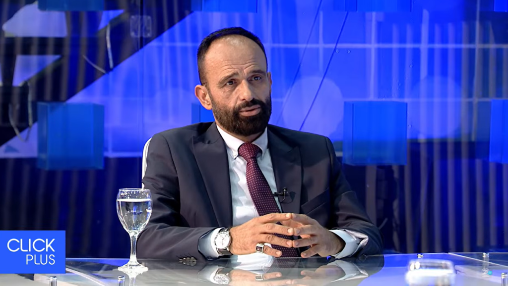 shasivari paralajmeron lehtesime gjuhesore studentet nuk heqin dore nga kerkesa per provim teresisht ne shqip 6ad79198bf25f