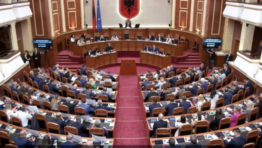 Sot seancë plenare maratonë! Komisioni hetimor për “KAYO”, “Territorialja”, interpelanca me 4 ministra. Ja çfarë përmban rendi i ditës 2 sot seance plenare maratone komisioni hetimor per kayo territorialja interpelanca me 4 ministra ja cfare permban rendi i dites 6ac72f50a614e