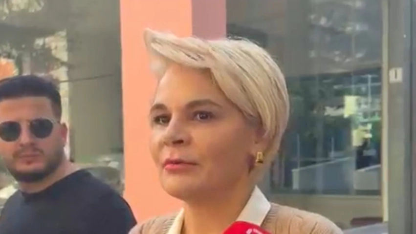 spak kerkoi te mos gjykohej pa avokat kryemadhi pas shtyrjes se senaces qesharake 6ae3540448a4a