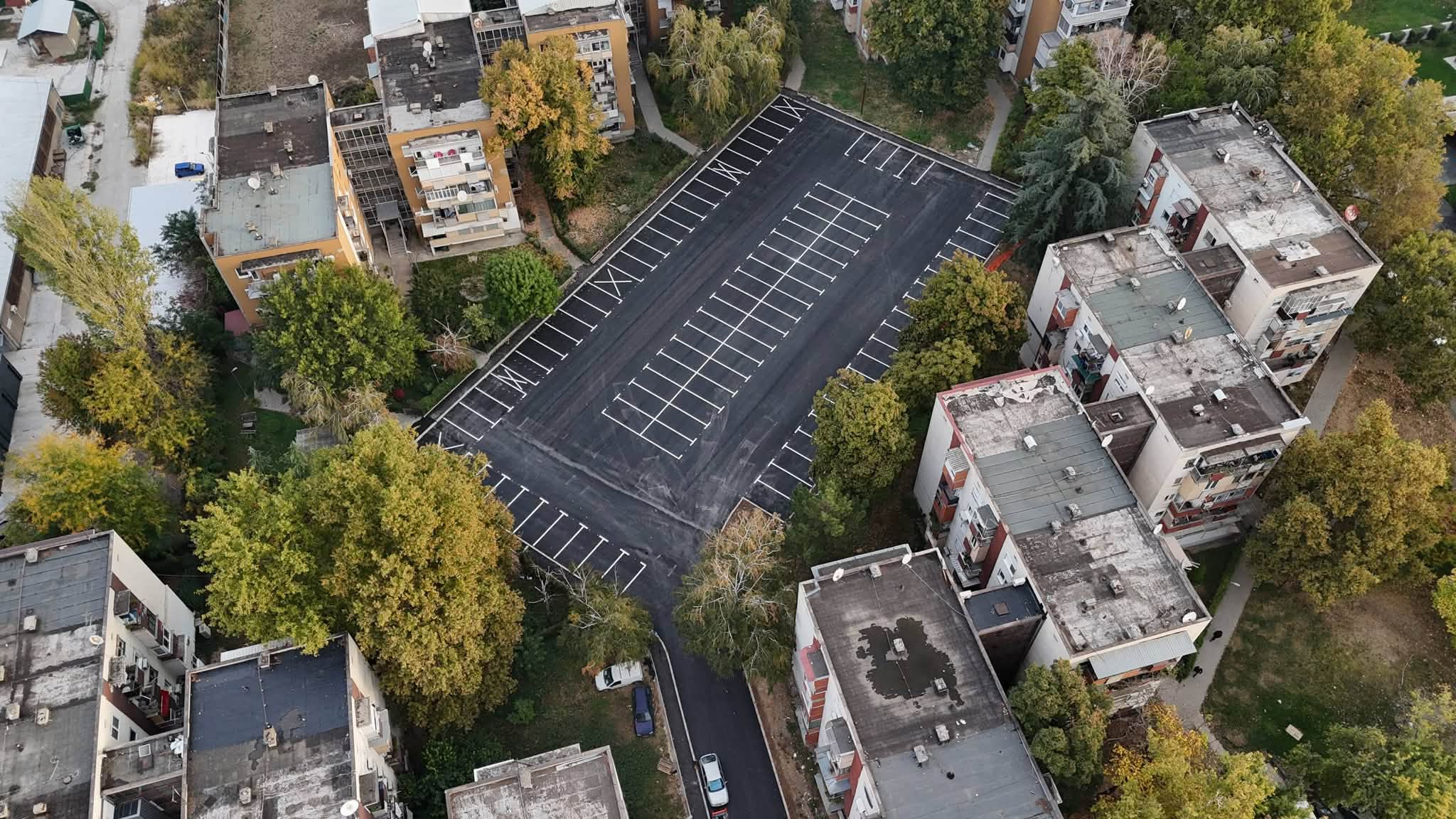 КОСТУРСКА ПАРКИНГ ФОТО 2